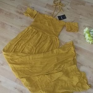 Forever 21 off the Shoulder Woven Maxi dress Sz. S